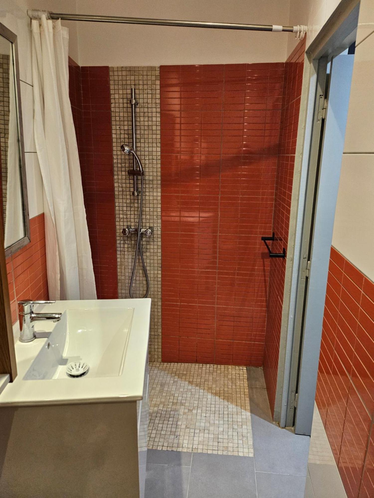La Petite Maison Céreste Extérieur photo