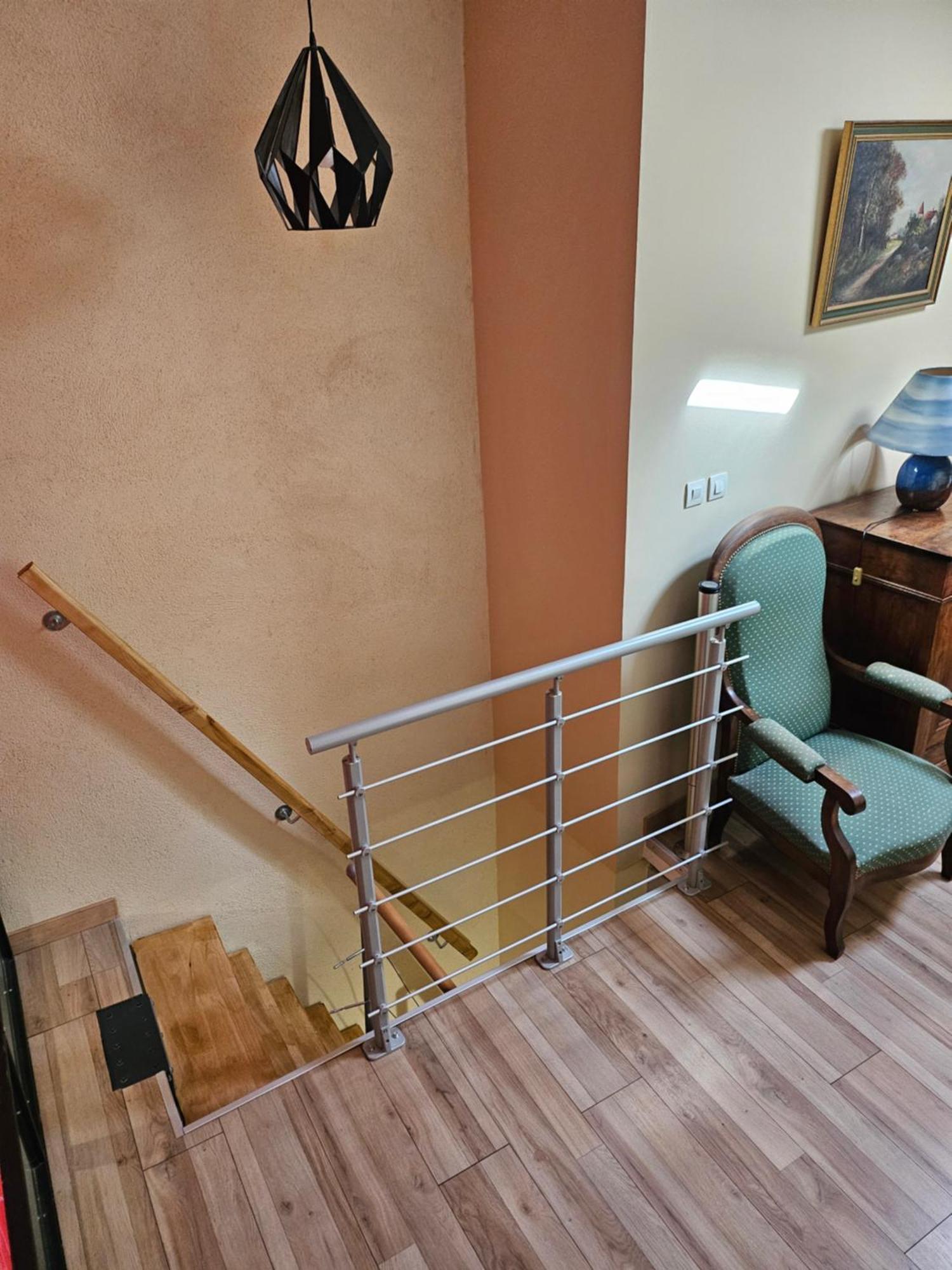 La Petite Maison Céreste Extérieur photo