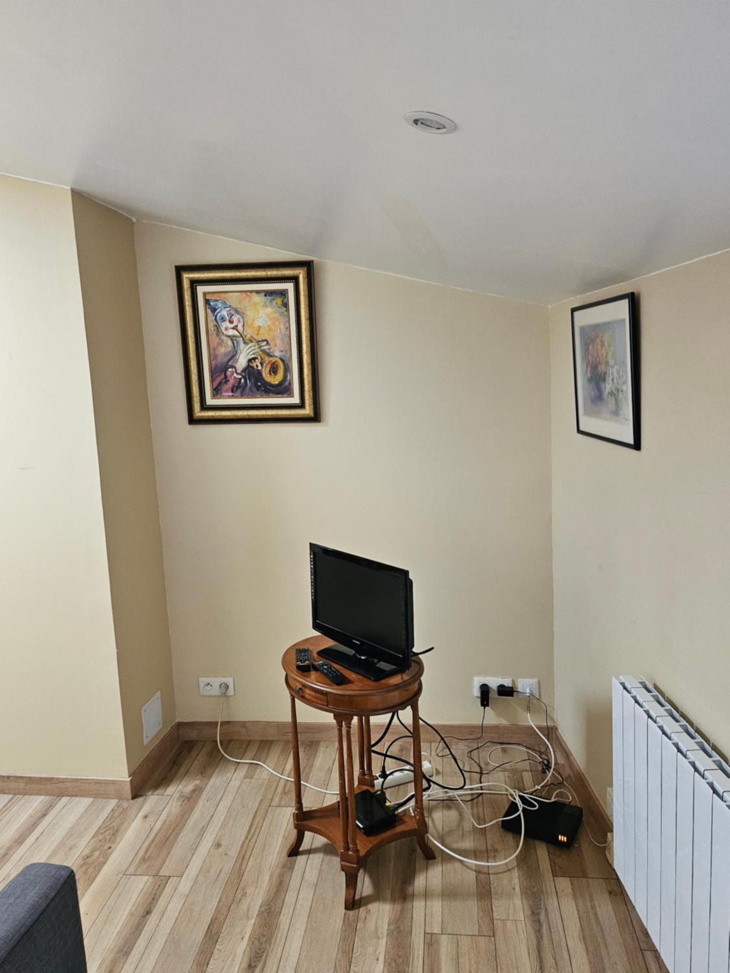 La Petite Maison Céreste Extérieur photo