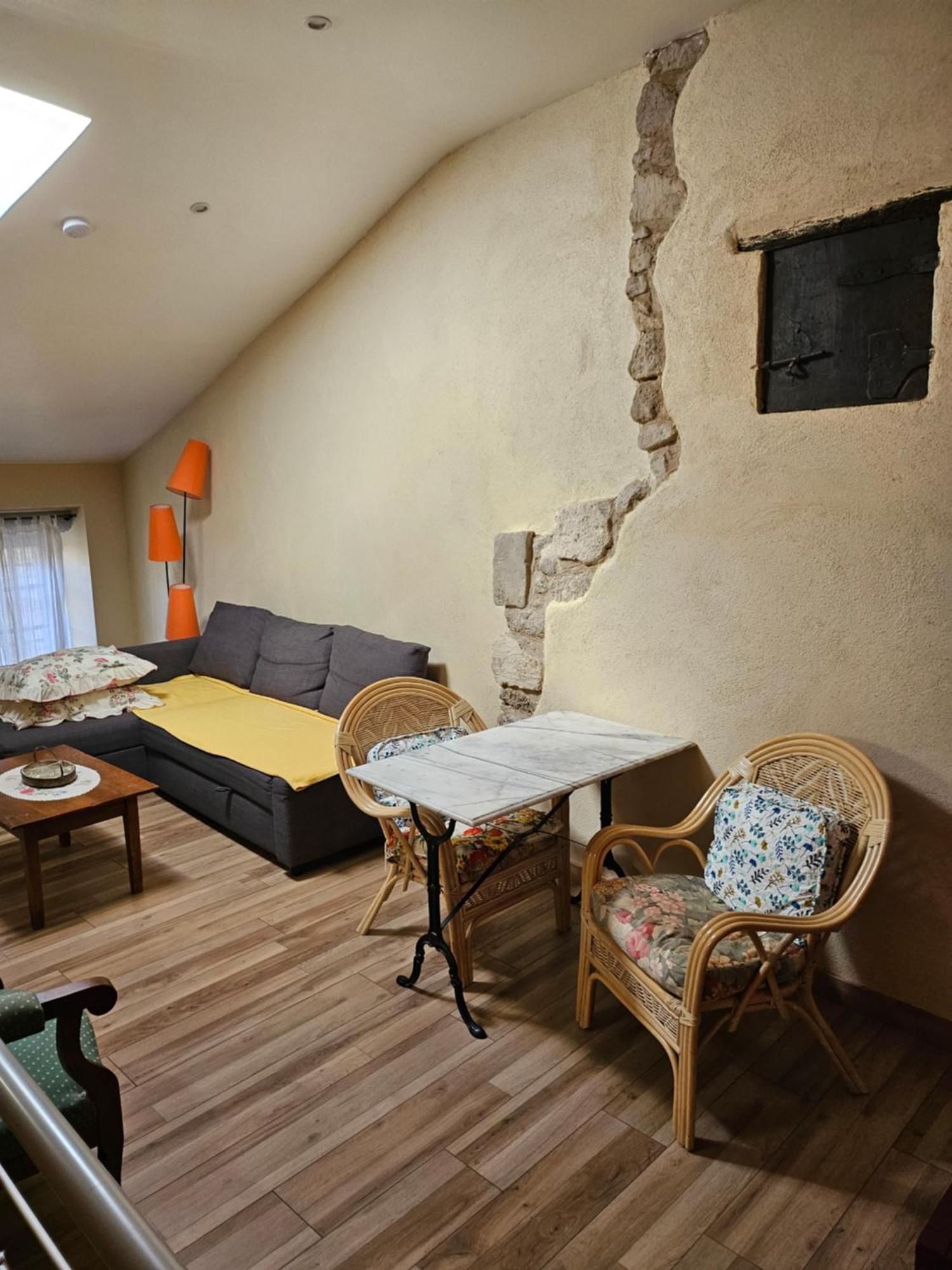 La Petite Maison Céreste Extérieur photo