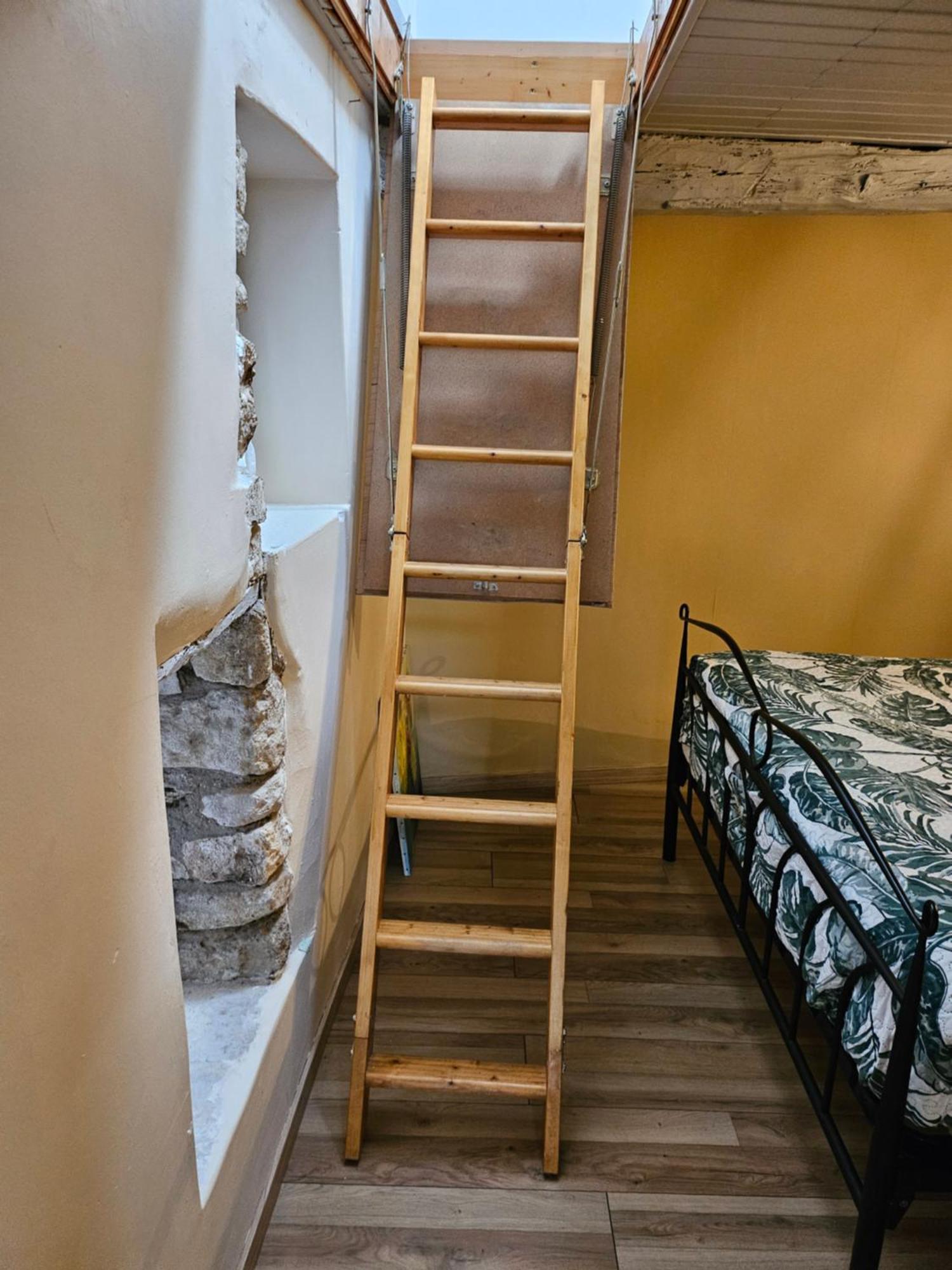 La Petite Maison Céreste Extérieur photo